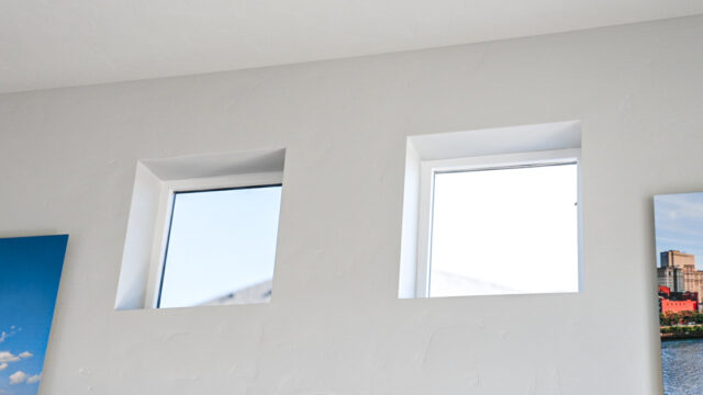 comparison of a tinted home window and a non-tinted home window